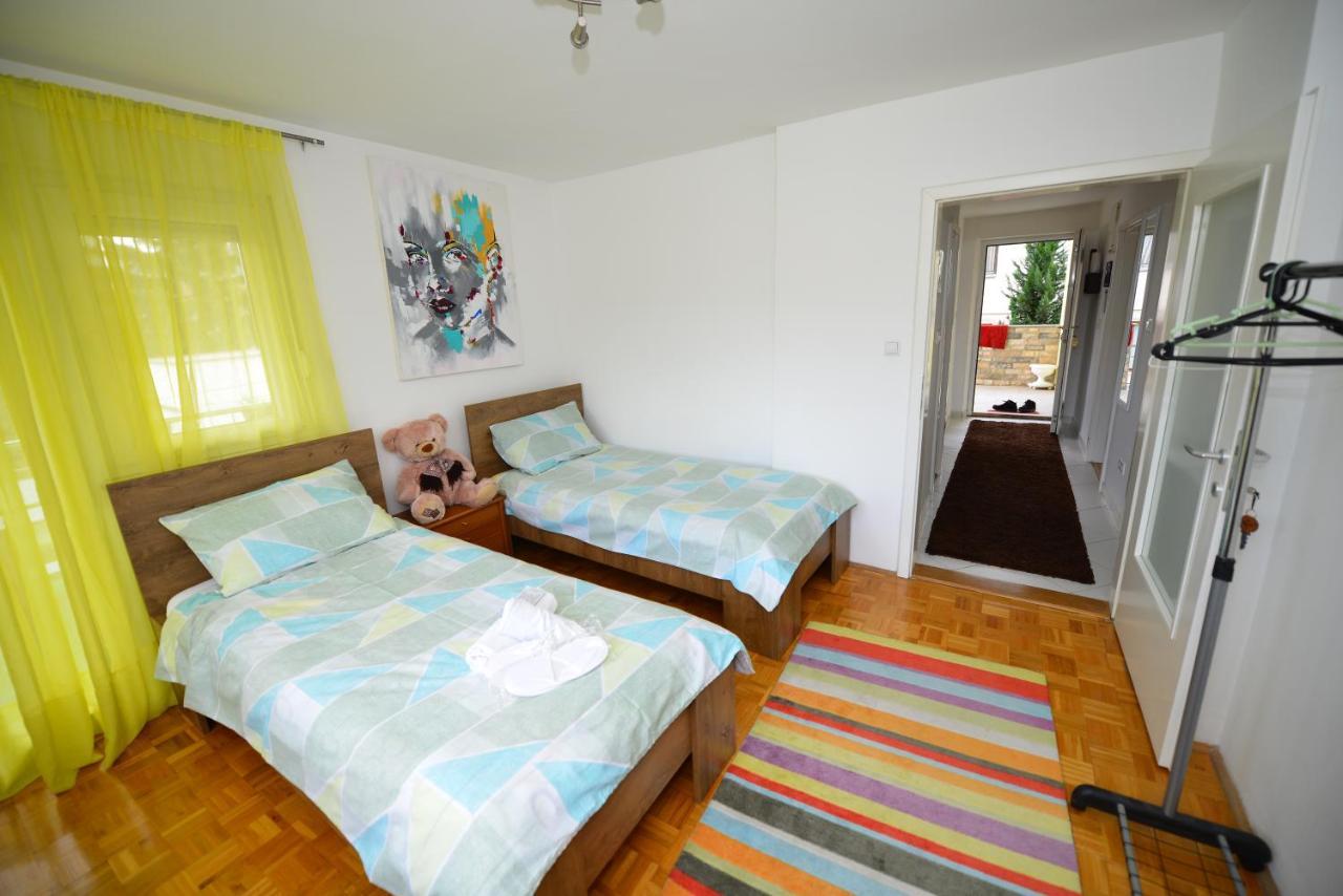 Apartment Mirela SJJ Exterior foto